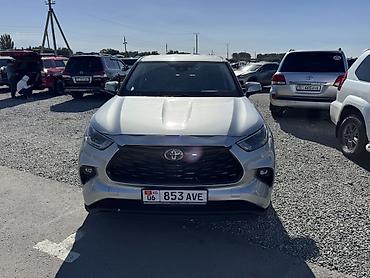 e klass: Toyota Highlander: 2022 г., 2.5 л, Автомат, Гибрид, Кроссовер — 2