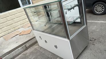 Professional sobalar: Tecili‼️Shirniyyat vitrin soyuducu 850 Azn. Yeni kimidir. 1nece gun