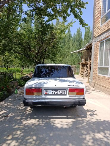 продам срочно машину: ВАЗ (ЛАДА) 2107: 2010 г., 1.6 л, Механика, Бензин, Седан