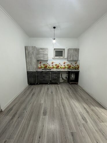 посуточная аренда дома: 70 м², 2 комнаты, Забор, огорожен