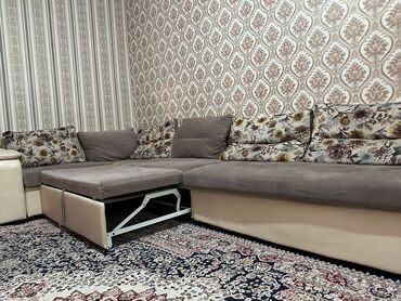 диван в стиле барокко: Цвет - Серый, Б/у