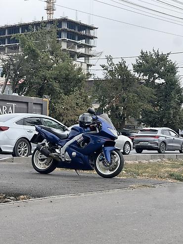 Мототехника: Спортбайк Yamaha, 600 куб. см, Бензин, Взрослый, Б/у — 2