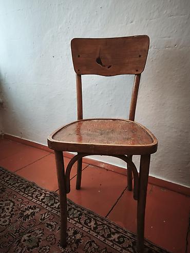 herman miller бу: Продаются винтажные стулья (5 штук), целые, под реставрацию. По всем — 4