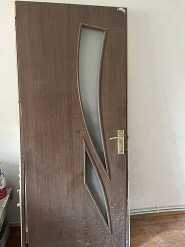 Фурнитура и комплектующие: MDF interyer qapı – şüşəli dizayn - Material: MDF/laminat örtüklü