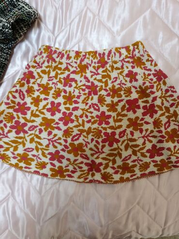 Cinslər və şalvarlar: Ətək, 5 - 6 yaş