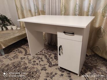 мебель беловодск: Офисный Стол, цвет - Белый, Новый
