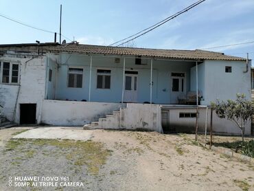 kurdexanida evler: Kürdəxanı qəs. 4 otaqlı, 200 kv. m, Kredit yoxdur, Orta təmir