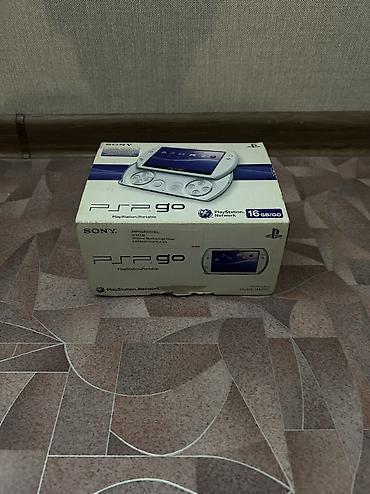 Продаю оригинал коробку от psp go на 16 gb в хорошем состоянии