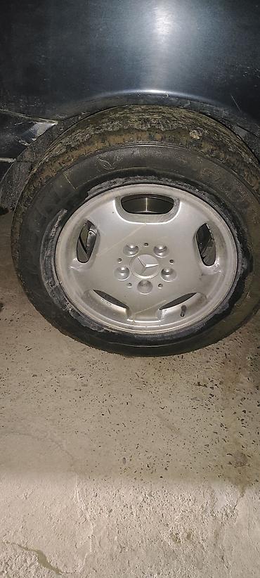 Шины и диски: Б/у Колесо Mercedes-Benz 200 / R 15, 5 Болтов — 3