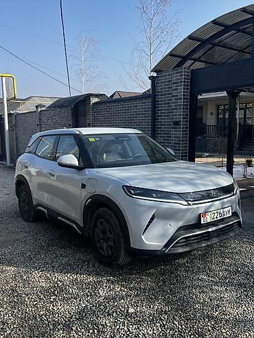 BYD: BYD Yuan Up: 2025 г., Робот, Электромобиль, Кроссовер — 5