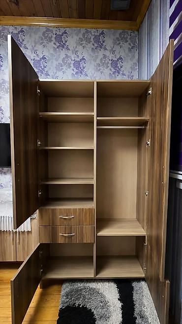 Dolab satılır ela veziyyetde 110 manat heç bir problmi yoxdr ünvan