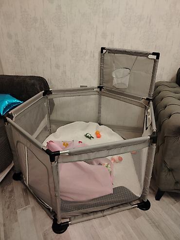 maşn oyunu: Uşaq oyun manesi / playpen - Forma: altıbucaqlı konstruksiya - — 1