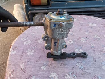 Auto delovi: Puž(glava) volana Lada 2107 Rivu, Lada 2104 Karavan, Lada 2105 Lada — 5