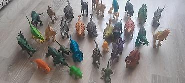İncəsənət və kolleksiyalar: 20 man Məhsul: Dinozavr və fantastik heyvan fiqurlarından böyük — 10