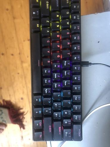 tab s8: Məhsul: Kompakt mexaniki klaviatura (60% layout) Xüsusiyyətlər: - RGB — 1