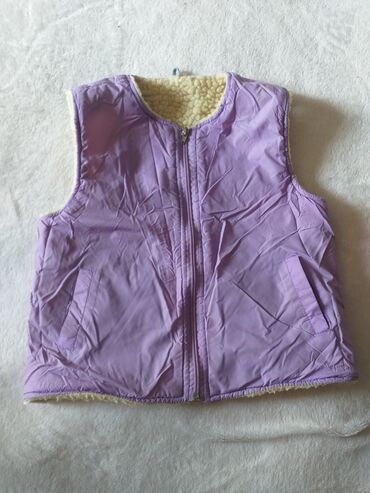 Верхняя одежда: ЖИЛЕТКИ на девочку Хорошего качества ЖИЛЕТКА с капюшоном .НОВАЯ — 9