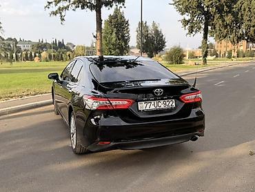 bmw satisi: Toyota Camry: 2.5 l | 2018 il Sedan — 3