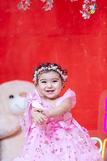 batinka satisi: Uşağ paltarı sadəcə fotosessiya da geyinilib tacıyla birlikdə satılır — 2
