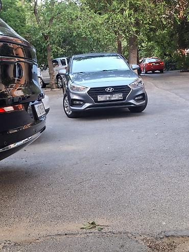 aksent: Hyundai Accent: 1.6 l | 2020 il Sedan — 3