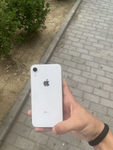 Apple iPhone: IPhone Xr, 64 GB, Ağ, Zəmanət, Simsiz şarj, Face ID