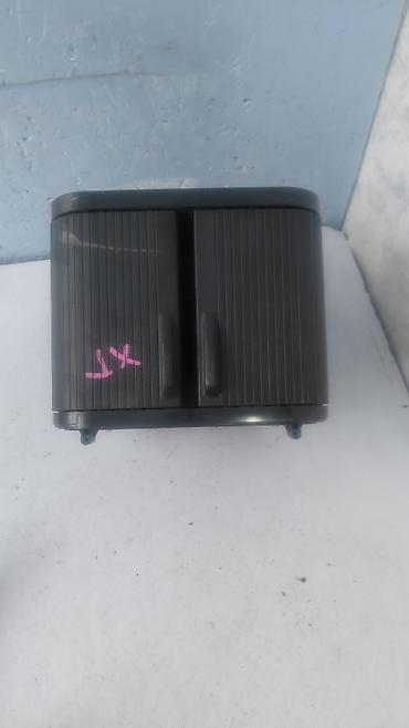 mini jack: Бардачок-подстаканник для Nissan X-Trail (NT30) - Оригинальный модуль — 1