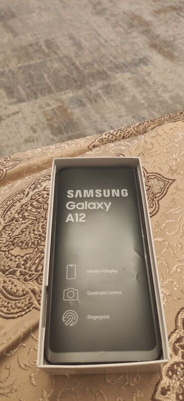 телефоны samsung fly в Азербайджан | FLY: Samsung | 4 ГБ цвет - Черный | Гарантия, Сенсорный, Отпечаток пальца