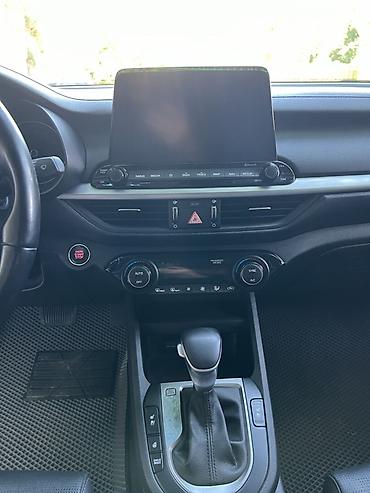 kaiyi e5: Kia K3: 2019 г., 1.6 л, Вариатор, Бензин, Седан — 10