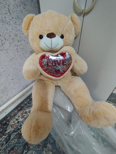 мишка на прокат: Большой плюшевый мишка с сердцем LOVE - Цвет: бежевый, мордочка