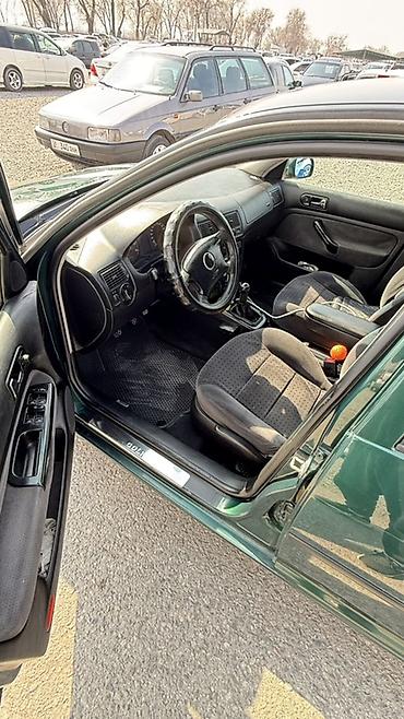 Volkswagen: Volkswagen Golf: 1998 г., 2 л, Ручные, Бензин, Хэтчбэк — 13