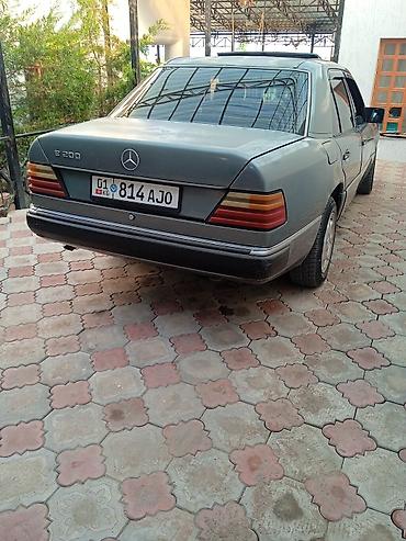 купить мерс с: Mercedes-Benz W124: 1992 г., 2 л, Механика, Бензин, Седан — 10