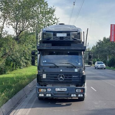 хова тягачи: Тягач, Mercedes-Benz, 1997 г., Автовоз