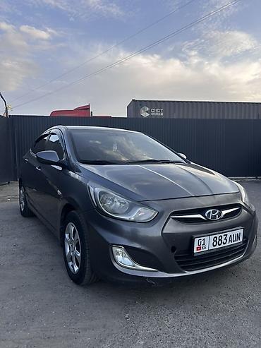 серый gac aion s: Hyundai Solaris: 2013 г., 1.6 л, Механика, Бензин, Седан — 6