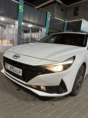 byd e6: Hyundai Elantra: 2021 г., 1.6 л, Автомат, Гибрид — 3