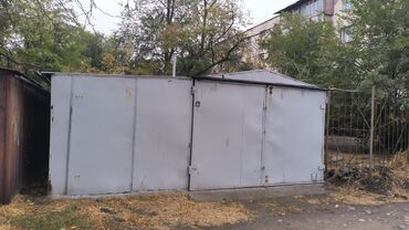 продаю подвальное помещение: 32 м², Металлический