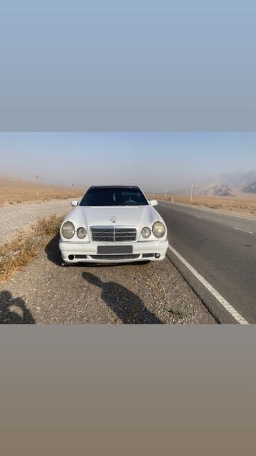 полированная машина: Mercedes-Benz E-Class: 1996 г., 2.4 л, Механика, Бензин, Седан