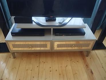xonca altligi: TV stendi - Material: MDF/Laminate konstruksiya, möhkəm metal ayaqlar — 1