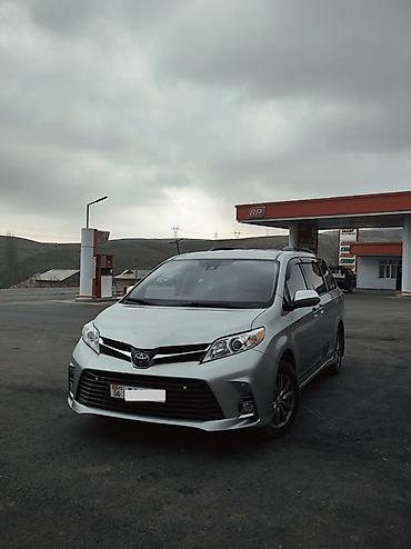 sprinter bazar: Toyota Sienna: 2019 г., 3.5 л, Автомат, Минивэн — 1