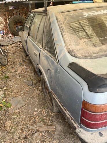 купить трактор мтз 82 бу в москве: Mazda 626: 1985 г., 2 л, Механика, Бензин, Седан