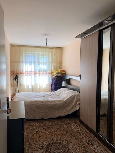 срочно продается квартира: 3 бөлмө, 58 кв. м, 104-серия, 4 кабат