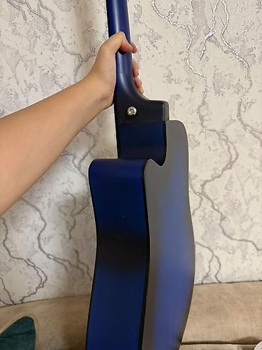 gitara qiymətləri: Akuistik gitara – dreadnought korpuslu, kəsikli (cutaway) dizayn. - — 2