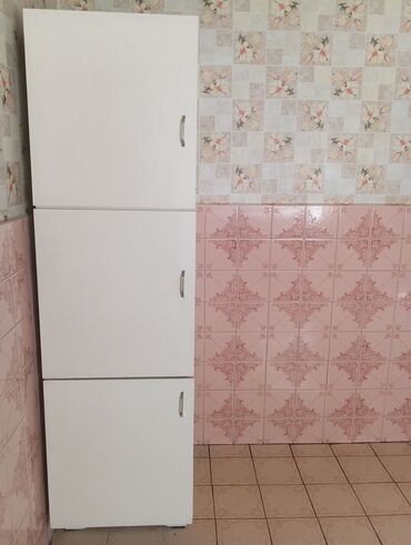 двух яростная детская кровать: ТОКМОК. Кухонный пенал. Высота 180
Ширина 50×60