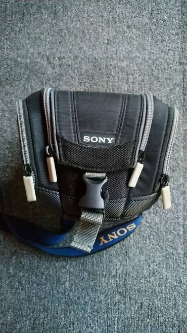 Torbe i futrole za kamere: Sony torba za aparat nova 2000din. i rezerni kaiš ide uz torbicu na lalafo.rs — 2 Torbe i futrole za kamere: Sony torba za aparat nova 2000din. i rezerni kaiš ide uz torbicu — 2