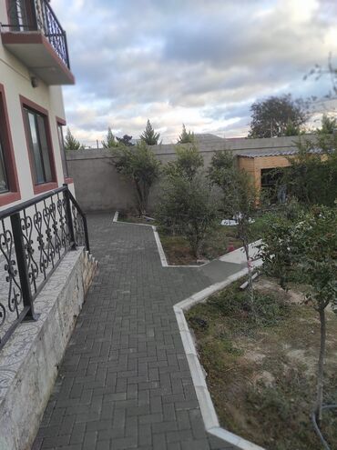 Döşəmə işləri: Xidmət: Həyətyanı sahələr, həyət-dalan, giriş yolları və teraslar üçün — 26