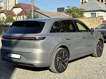 smart plus: Lixiang L6: 2024 г., 1.5 л, Автомат, Гибрид, Кроссовер — 9
