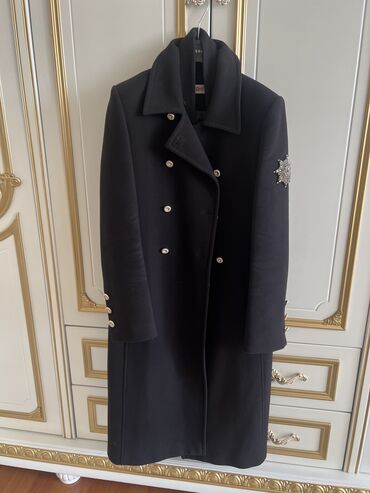 черное пальто купить: Пальто, M (EU 38)