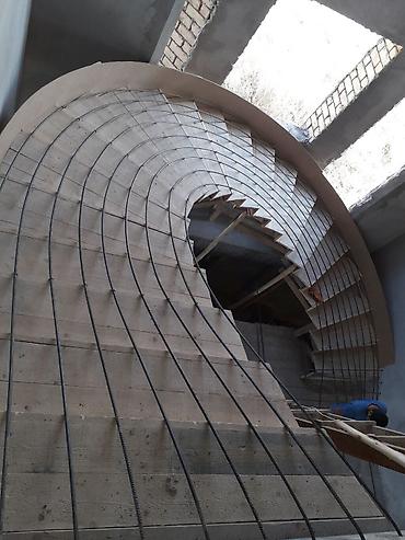 Бетонные лестницы: Изготовление на бетонный лестнице заливаю Сложный дизайн винтовой at lalafo.kg — 8 Бетонные лестницы: Изготовление на бетонный лестнице заливаю Сложный дизайн винтовой — 8
