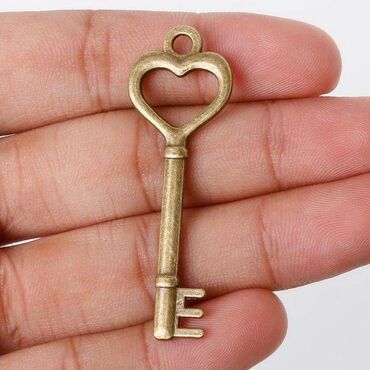 брелок на заказ: Подвеска ключ, античная бронза в форме сердца, ключей 52x17 мм, для