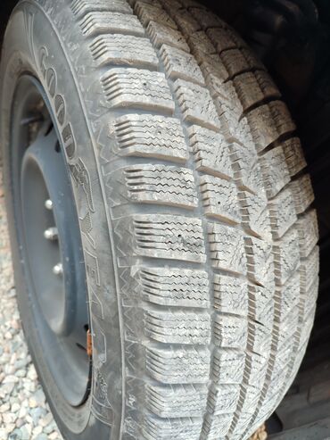 Шины: Шины 225 / 60 / R 17, Зима, Б/у, Комплект, Легковые, США, GoodYear