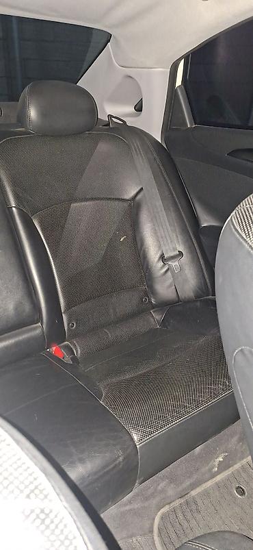 byd e9 1: Hyundai Sonata: 2010 г., 2 л, Автомат, Бензин, Седан — 5