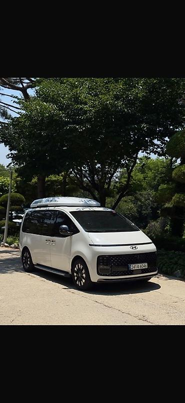 хендэ стария: Hyundai Staria: 2024 г., 1.6 л, Автомат, Гибрид, Минивэн — 2